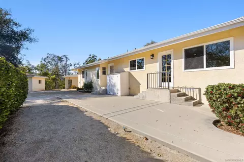 Exterior - 25311 Jesmond Dene Rd, Escondido, CA 92026 photo 9 of 11