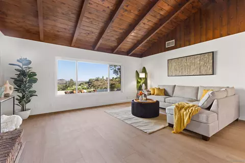 Living - 25311 Jesmond Dene Rd, Escondido, CA 92026 photo 2 of 3