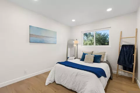 Bedroom - 25311 Jesmond Dene Rd, Escondido, CA 92026 photo 4 of 6
