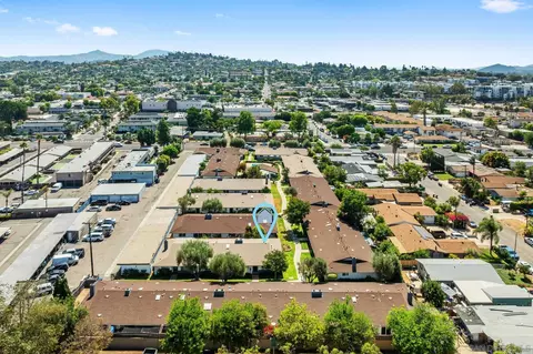 View/Area - 812 E Washington Ave #A, Escondido, CA 92025 photo 6 of 10