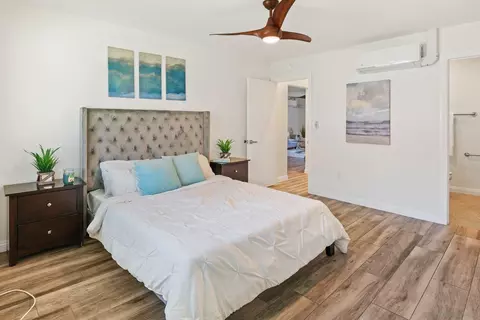 Bedroom - 812 E Washington Ave #A, Escondido, CA 92025 photo 2 of 4