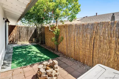 Exterior - 812 E Washington Ave #A, Escondido, CA 92025 photo 2 of 10