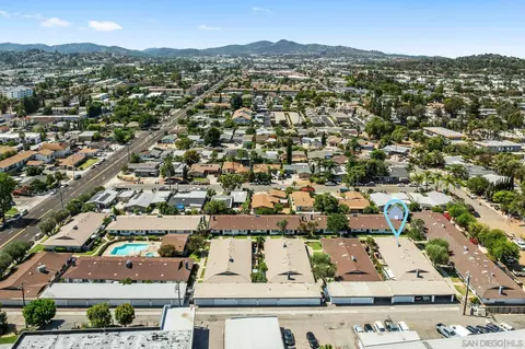 View/Area - 812 E Washington Ave #A, Escondido, CA 92025 photo 8 of 10