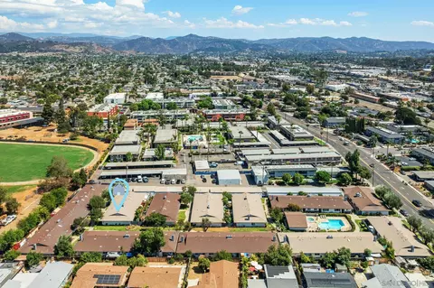 View/Area - 812 E Washington Ave #A, Escondido, CA 92025 photo 7 of 10