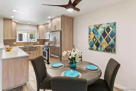 Dining - 812 E Washington Ave #A, Escondido, CA 92025 photo 2 of 2