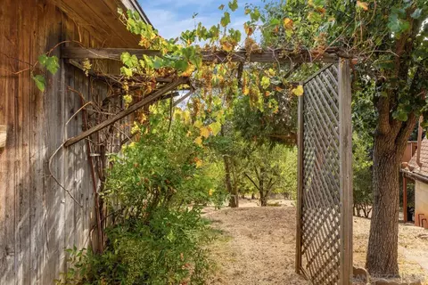 Exterior - 4851 Belvedere Dr, Julian, CA 92036 photo 9 of 17