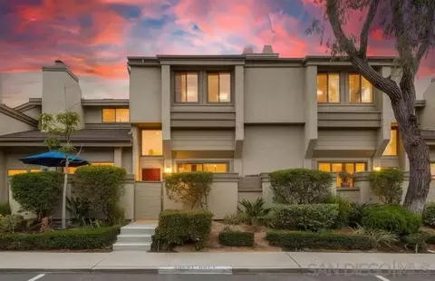 3264 Caminito Eastbluff #106, La Jolla, CA 92037