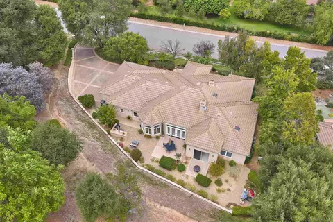 View/Area - 1691 Tecalote Dr, Fallbrook, CA 92028 photo 9 of 14