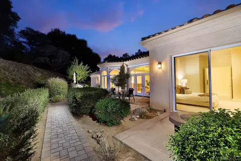 Exterior - 1691 Tecalote Dr, Fallbrook, CA 92028 photo 4 of 9