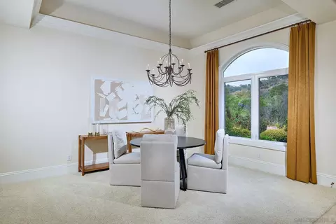 Dining - 1691 Tecalote Dr, Fallbrook, CA 92028 photo 1 of 2