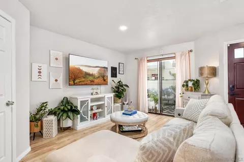 1483 Hemlock Ave, Imperial Beach, CA 91932