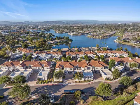 View/Area - 1544 Via Risa, San Marcos, CA 92078 photo 2 of 10