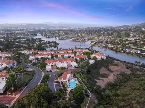 View/Area - 1544 Via Risa, San Marcos, CA 92078 photo 10 of 10