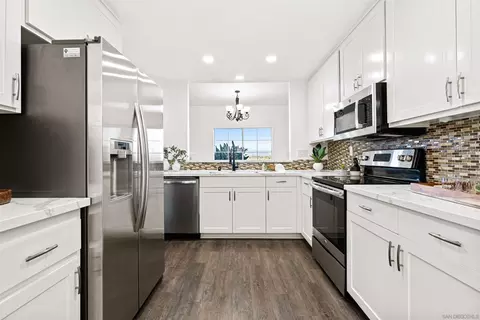Kitchen - 1544 Via Risa, San Marcos, CA 92078 photo 1 of 3