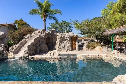 Exterior - 2162 Shire Dr, El Cajon, CA 92019 photo 8 of 30
