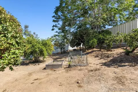 Exterior - 2162 Shire Dr, El Cajon, CA 92019 photo 20 of 30