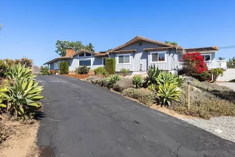 Exterior - 2162 Shire Dr, El Cajon, CA 92019 photo 22 of 30