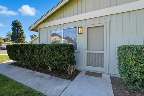 Exterior - 1908 Shady Acre Cir, Encinitas, CA 92024 photo 2 of 8