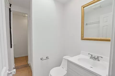 Bath - 1908 Shady Acre Cir, Encinitas, CA 92024 photo 6 of 7