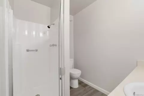 Bath - 1908 Shady Acre Cir, Encinitas, CA 92024 photo 5 of 7