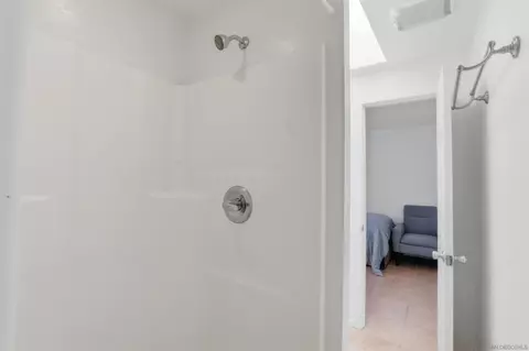Bath - 1908 Shady Acre Cir, Encinitas, CA 92024 photo 7 of 7