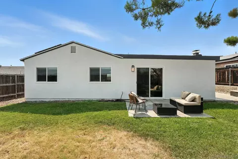 Exterior - 10143 Allenwood Way, Santee, CA 92071 photo 10 of 11