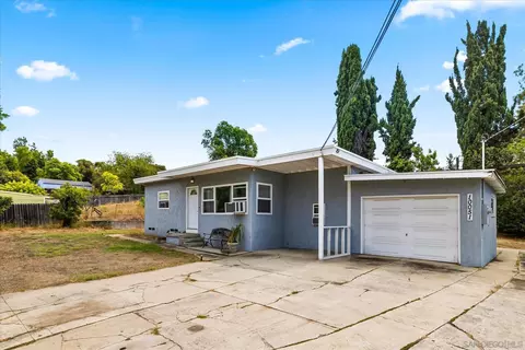 Exterior - 10051 Casa De Oro Blvd, Spring Valley, CA 91977 photo 2 of 13
