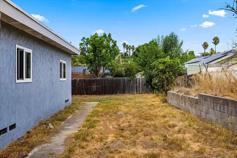 Exterior - 10051 Casa De Oro Blvd, Spring Valley, CA 91977 photo 6 of 13