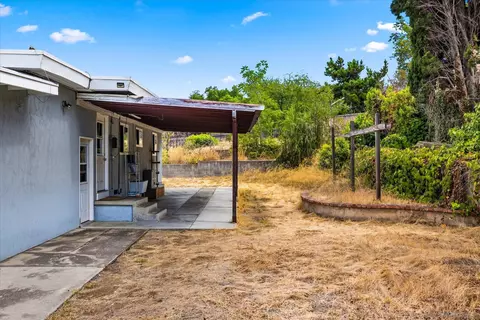 Exterior - 10051 Casa De Oro Blvd, Spring Valley, CA 91977 photo 5 of 13