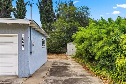 Exterior - 10051 Casa De Oro Blvd, Spring Valley, CA 91977 photo 9 of 13