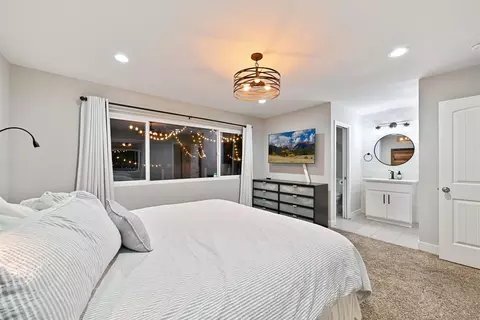 Bedroom - 2326 Maelee Dr, Vista, CA 92084 photo 2 of 2