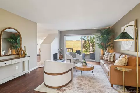 Living - 58 Half Moon Bnd, Coronado, CA 92118 photo 1 of 2