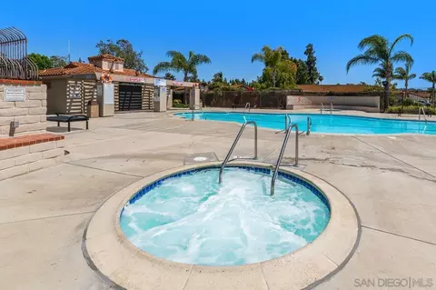 Exterior - 207 Carissa Dr, Oceanside, CA 92057 photo 9 of 15