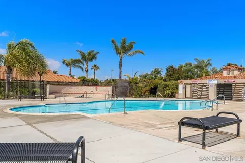 Exterior - 207 Carissa Dr, Oceanside, CA 92057 photo 11 of 15