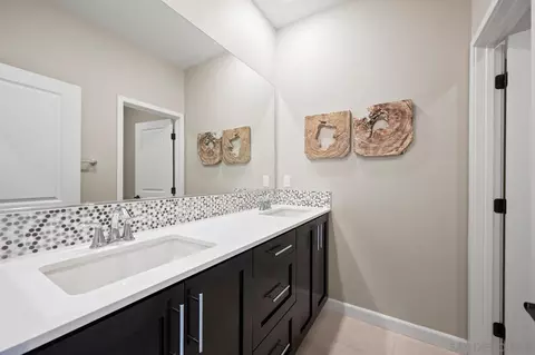 Bath - 3508 Conner Way, Oceanside, CA 92056 photo 6 of 7