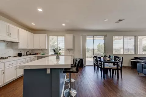 Kitchen - 45377 Aguila Ct, Temecula, CA 92592 photo 1 of 4