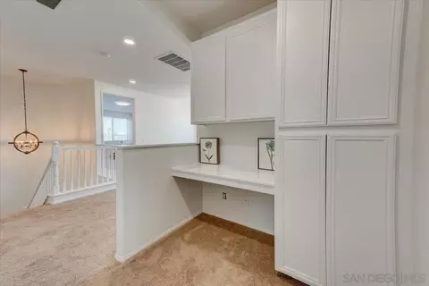 Entry Way - 45377 Aguila Ct, Temecula, CA 92592 photo 7 of 8