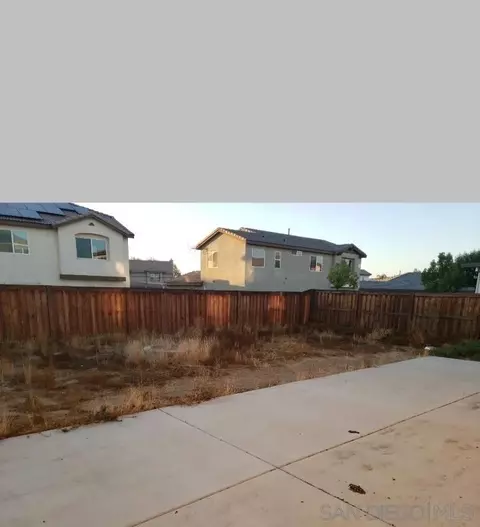 Exterior - 25639 Solell Cir, Menifee, CA 92585 photo 2 of 2