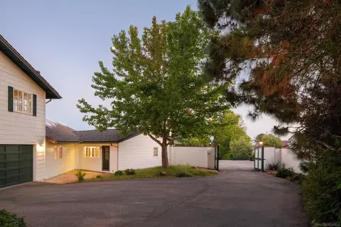 Exterior - 1654 La Jolla Rancho Rd, La Jolla, CA 92037 photo 1 of 12