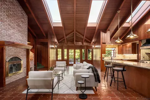 Living - 1654 La Jolla Rancho Rd, La Jolla, CA 92037 photo 4 of 7