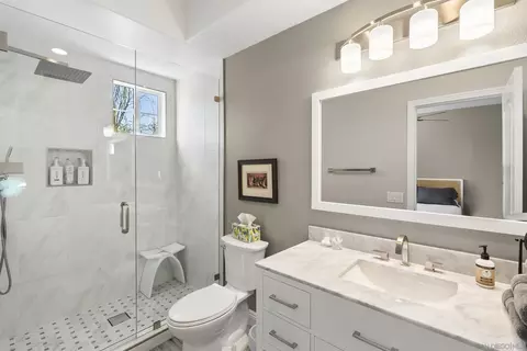 Bath - 13650 Overland Pass, Poway, CA 92064 photo 3 of 6