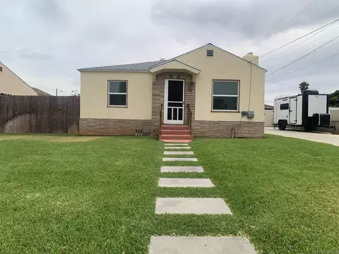 747 5th St, Imperial Beach, CA 91932 photo 2