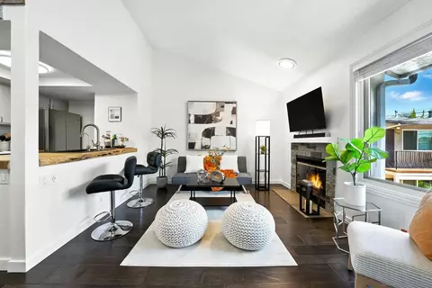 4511 37th St #5, San Diego, CA 92116