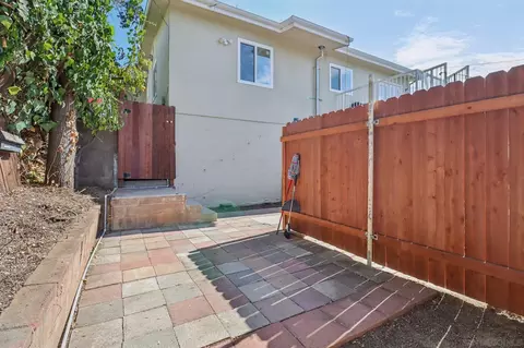 Exterior - 118 W 8th Ave, Escondido, CA 92025 photo 9 of 12