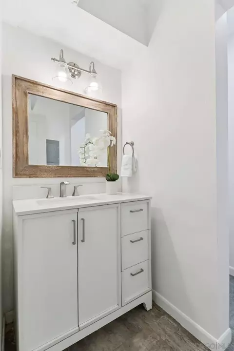 Bath - 118 W 8th Ave, Escondido, CA 92025 photo 7 of 7