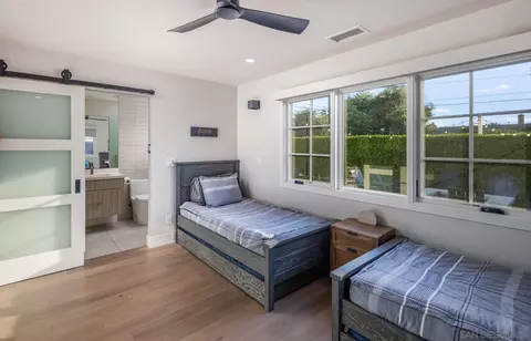 Bedroom - 1303 Hermes Ave, Encinitas, CA 92024 photo 4 of 4