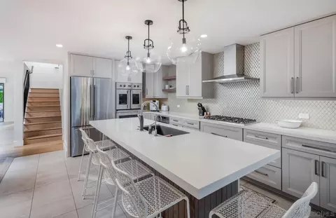Kitchen - 1303 Hermes Ave, Encinitas, CA 92024 photo 3 of 4