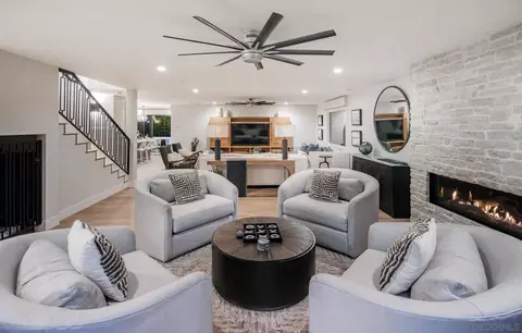 Living - 1303 Hermes Ave, Encinitas, CA 92024 photo 3 of 8