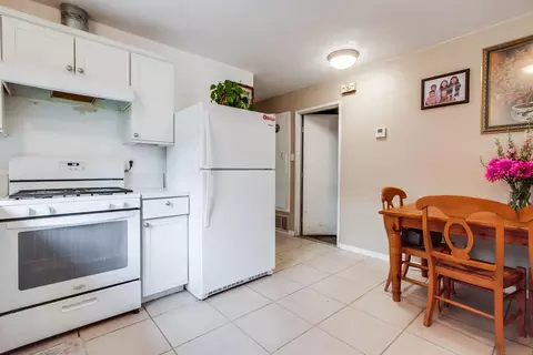 Kitchen - 1034 Bartlett Dr, Vista, CA 92084 photo 4 of 4