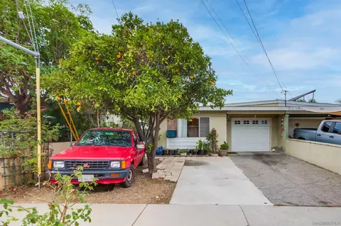 Exterior - 1034 Bartlett Dr, Vista, CA 92084 photo 3 of 7